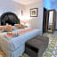 Hotel Siglo XVII Art Gallery