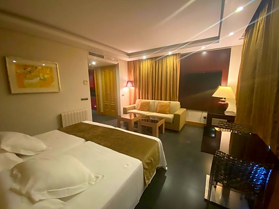 ArtPlatinum SUITES&APARTMENTS