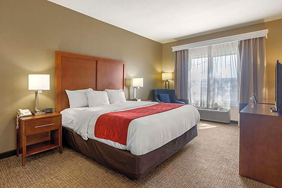 Comfort Inn And Suites - Pittsburg
