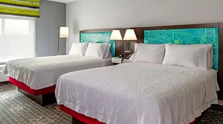 2 Qns Hearing Access Studio Nosmok