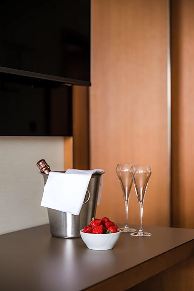 Mikado Hotel