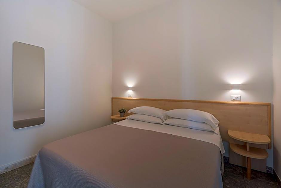 Hotel Constellation