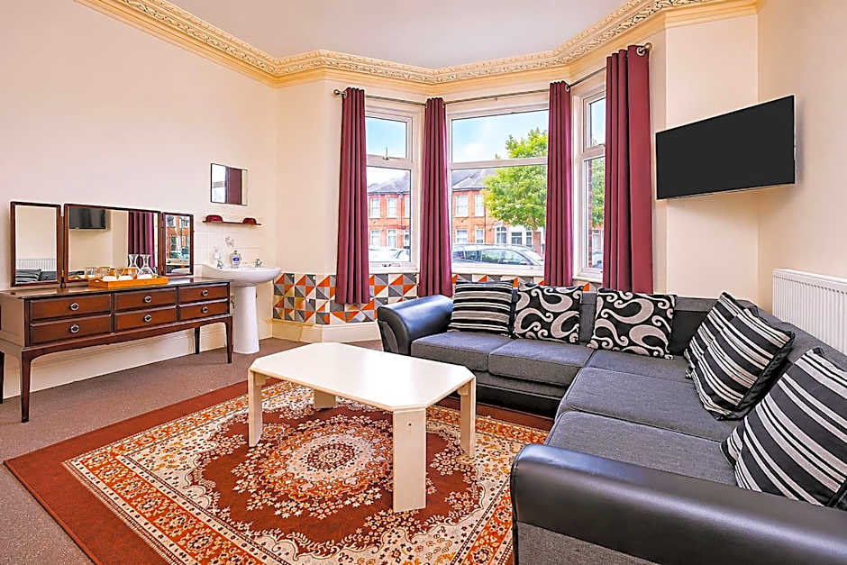 Saji Hotel Ilford