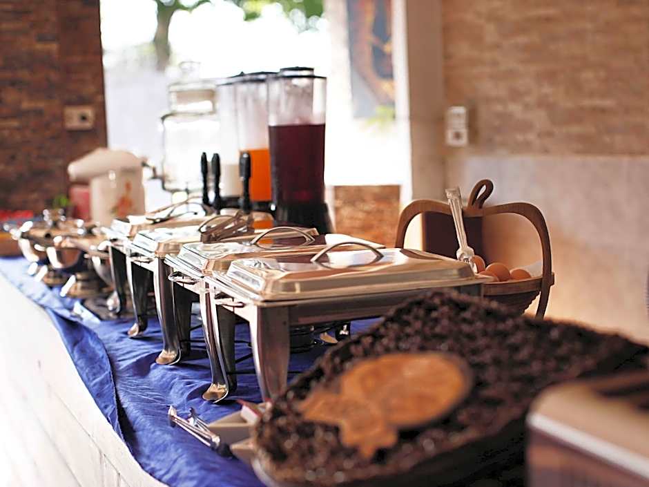 Lotus Friendly Hotel