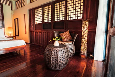 Villa with Sea View