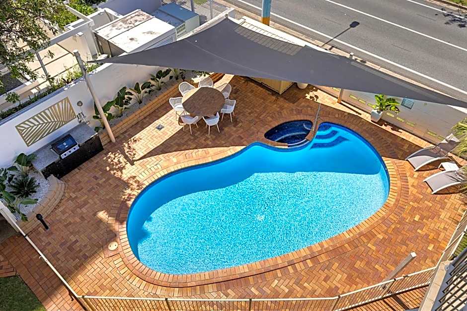 Bayview Beach Holiday Apartments