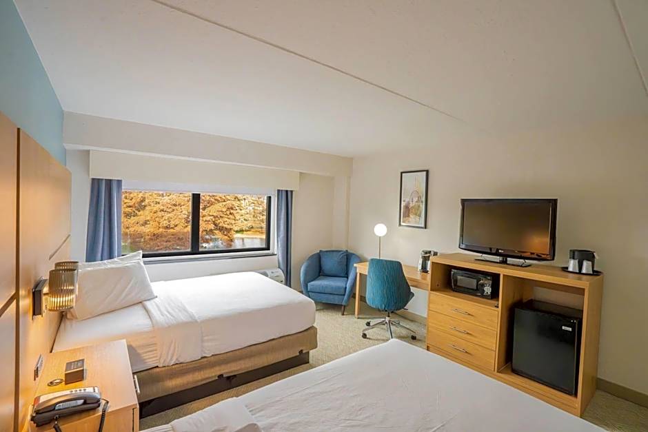 Elimwood Hotel, a Ramada by Wyndham