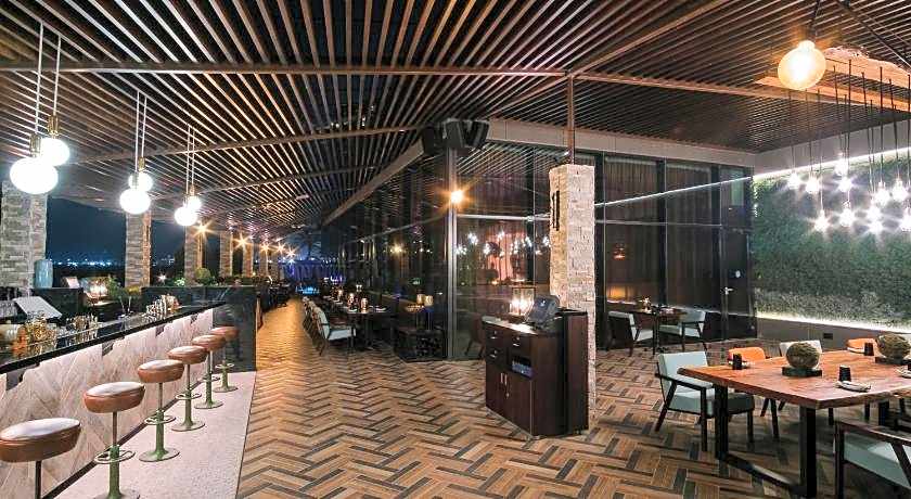 Radisson Blu Hotel Abu Dhabi Yas Island