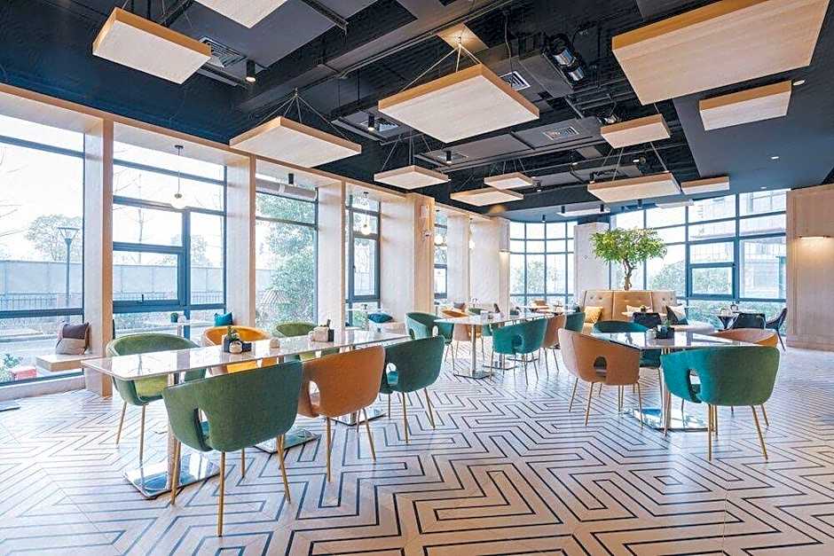 Atour Hotel Suqian Fazhan Avenue