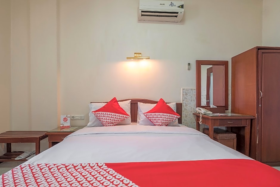 OYO 1090 Hotel Anging Mammiri Makassar