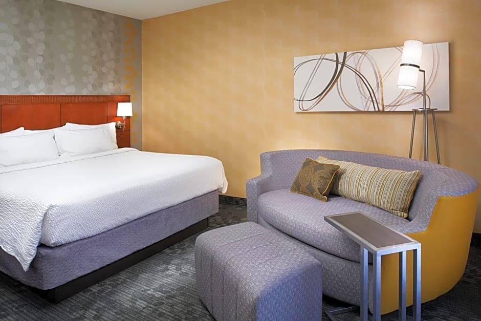 Courtyard by Marriott Detroit Livonia