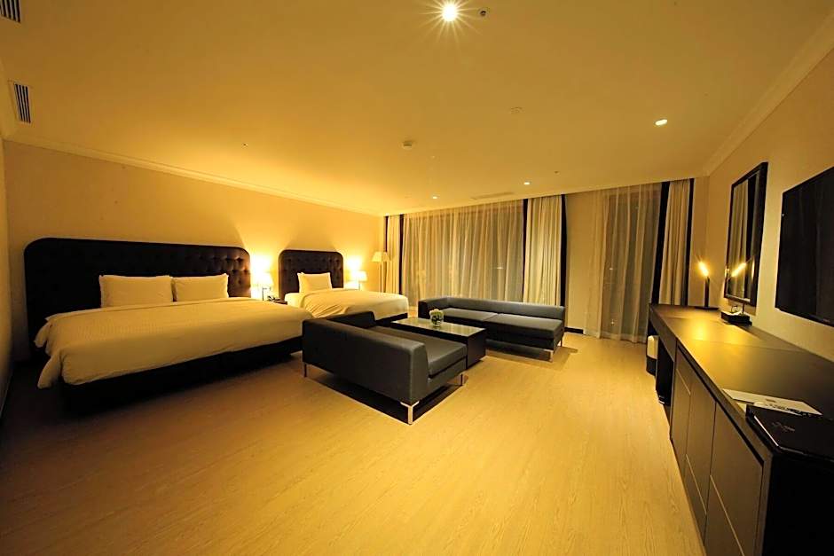 Jeju Booyoung Hotel