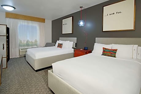 Queen Room with Two Queen Beds - Accessible/Non-Smoking