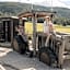 Aparthotel Familiaris - Family Apartments - Pools & Spa in Dolomites
