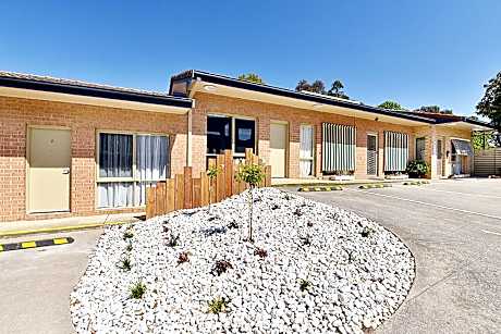 Cranbourne Motor Inn