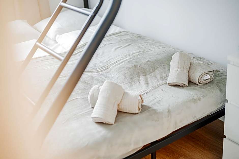 Modern Central City Rooms