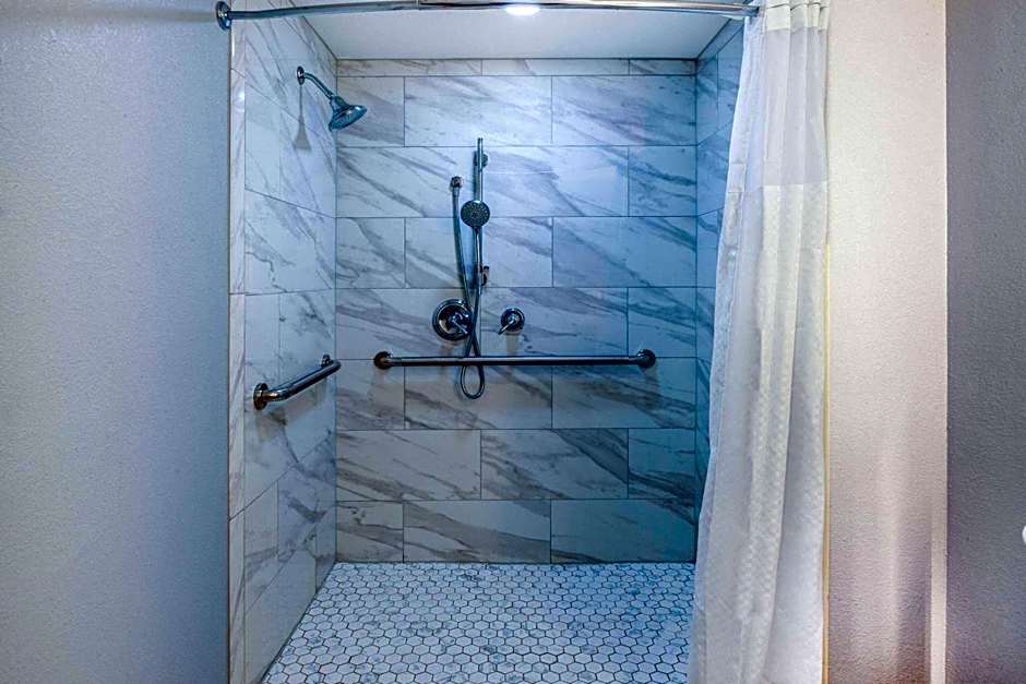 Travelodge by Wyndham Charles Town - Harpers Ferry