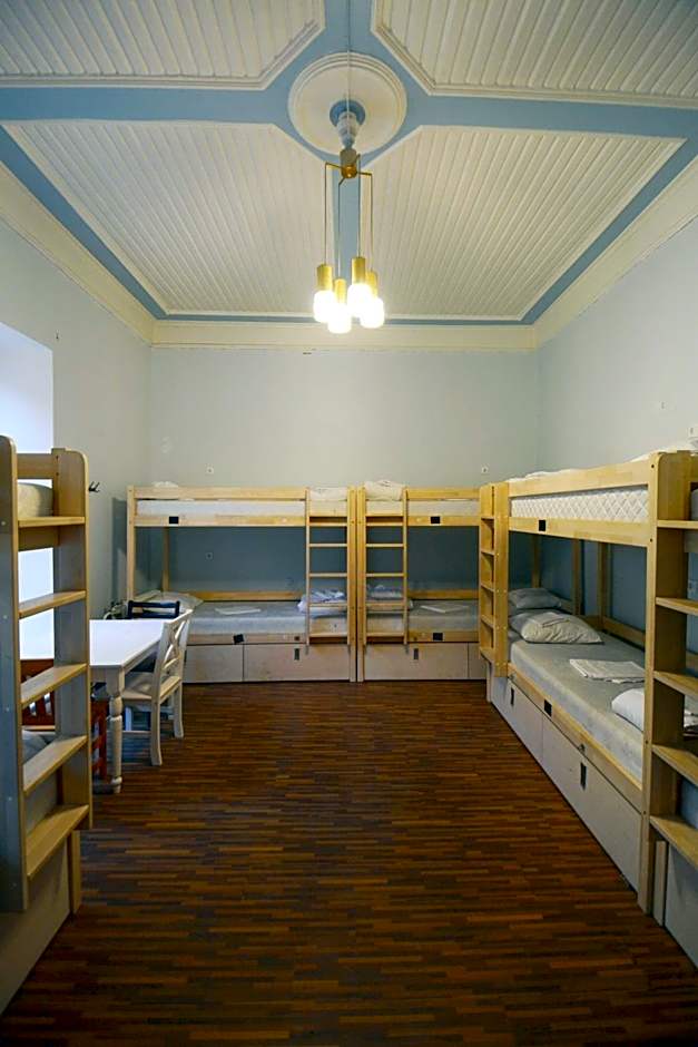 The Monks Bunk Hostel & Bar