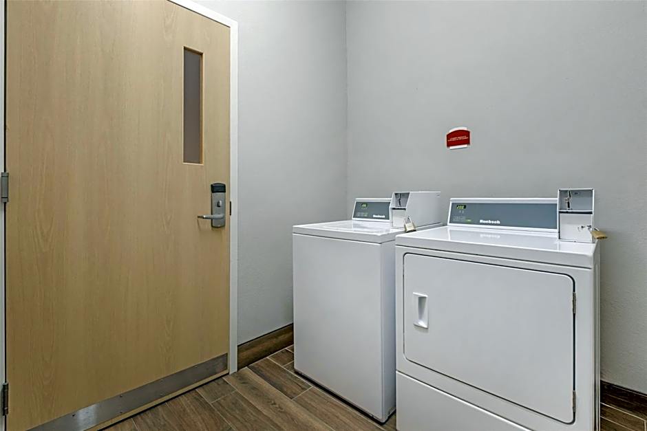 Best Western Plus Elizabethtown Inn & Suites