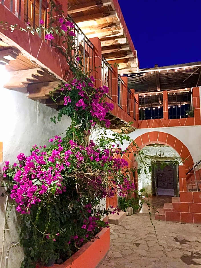 Hotel Hacienda Encantada