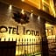 Hotel Lotus