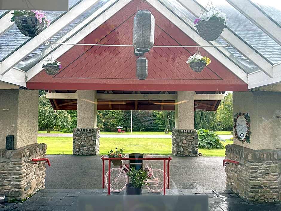 Muthu Ben Doran Hotel