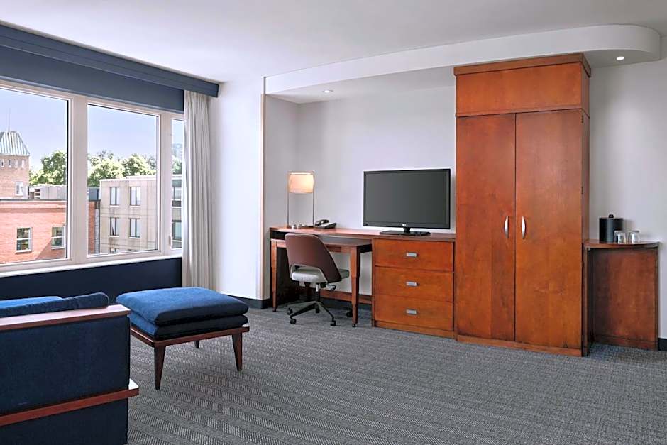 Courtyard by Marriott Halifax Downtown
