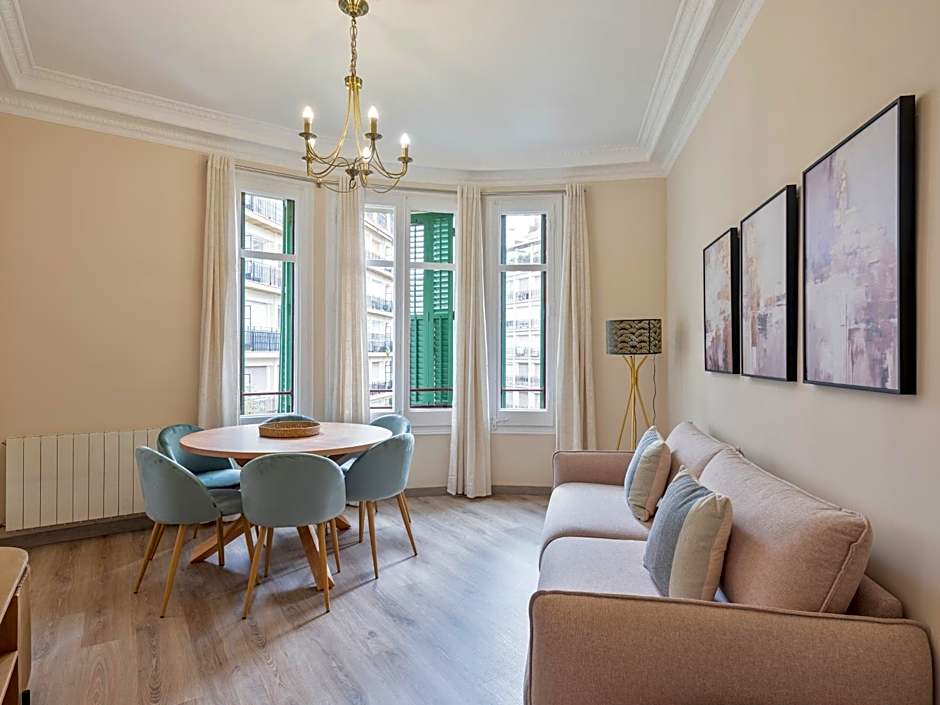numa I Caja Apartments