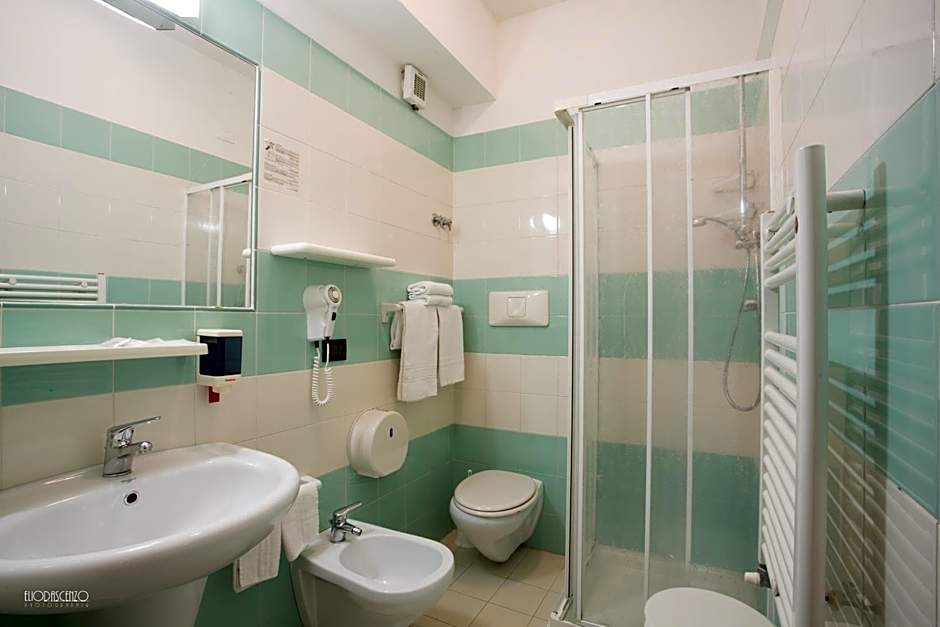 HOTEL NARCISi