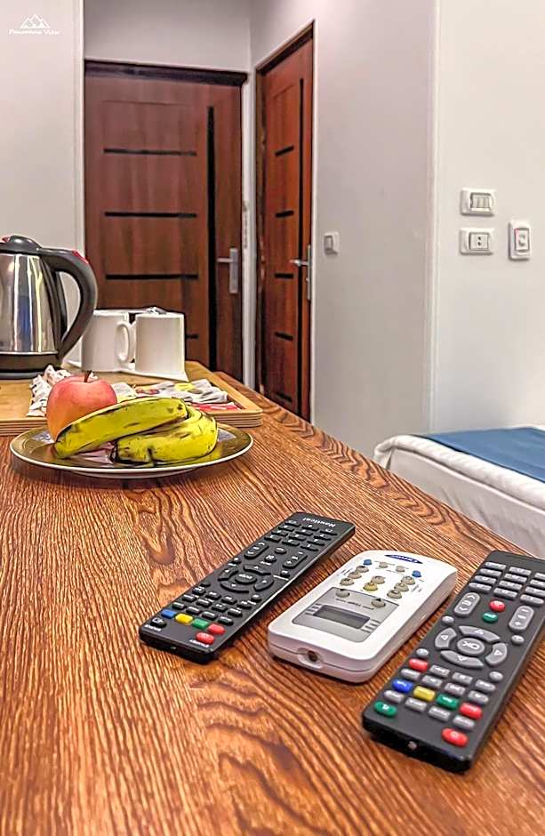 PANORAMA view pyramids