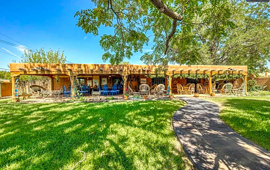 Loba Luna Bed & Breakfast