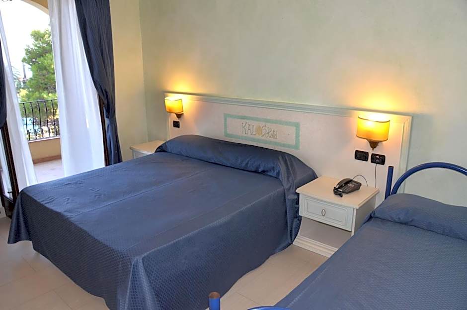 Kalos Hotel