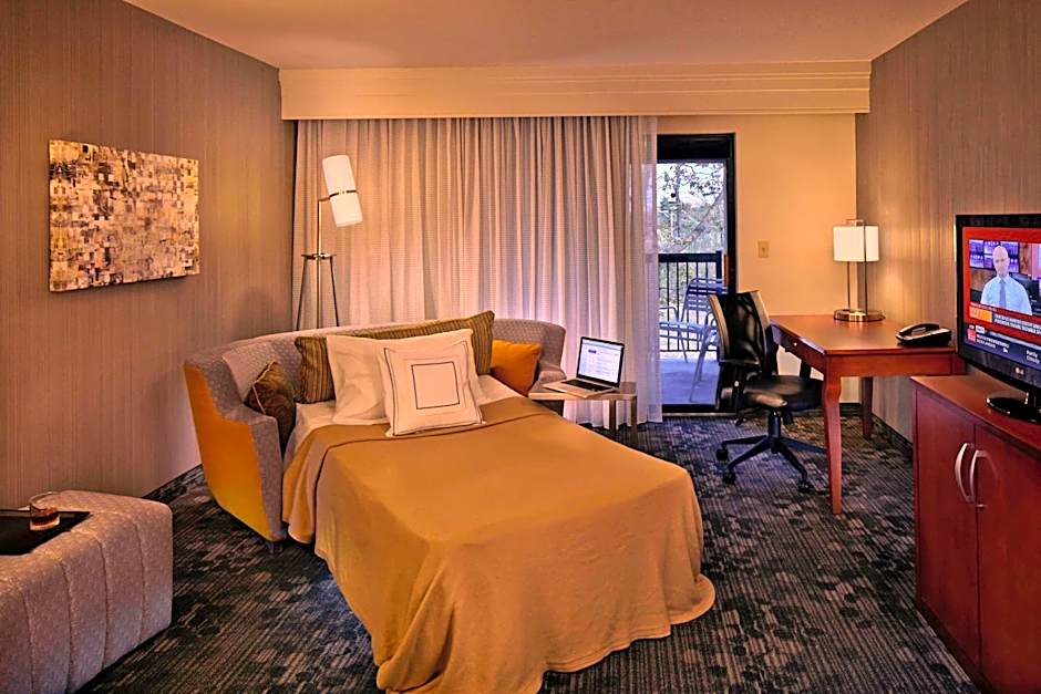 Courtyard by Marriott Providence Warwick