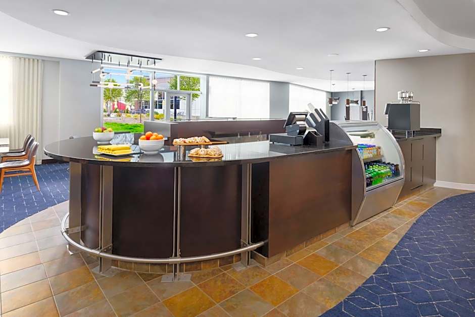 Courtyard by Marriott Keene Downtown