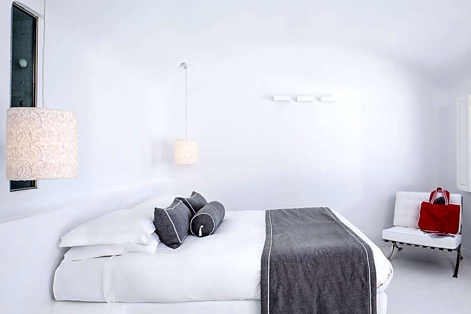 Dreams Luxury Suites