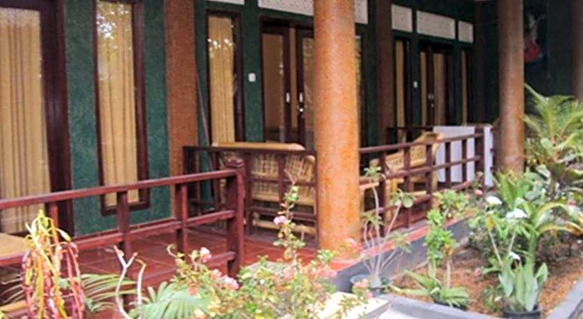 Banana Leaf Bungalow