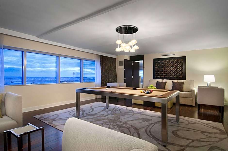 Hilton Atlanta Airport