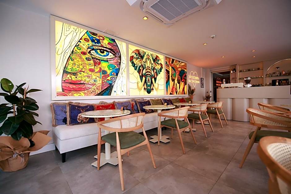 Loft 1502 Hotel