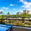 Regency On Beachwalk Waikiki By Outrigger