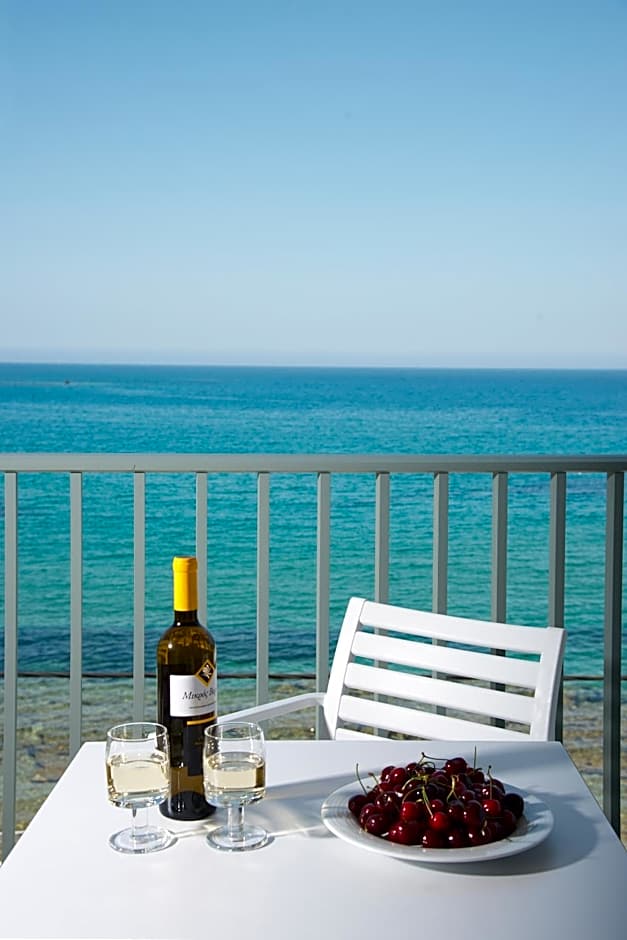 Alia Beach Hotel by Estia