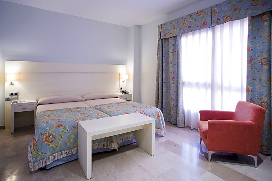 Hotel Puerto Juan Montiel & Spa & Base Náutica