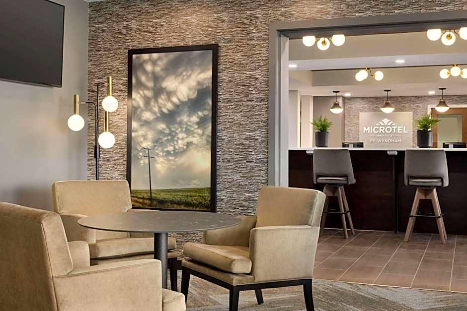 Microtel Inn & Suites by Wyndham Weyburn