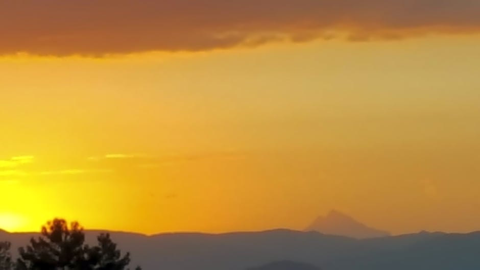 SUN RESIDENCE Exclusive Seaside Suites