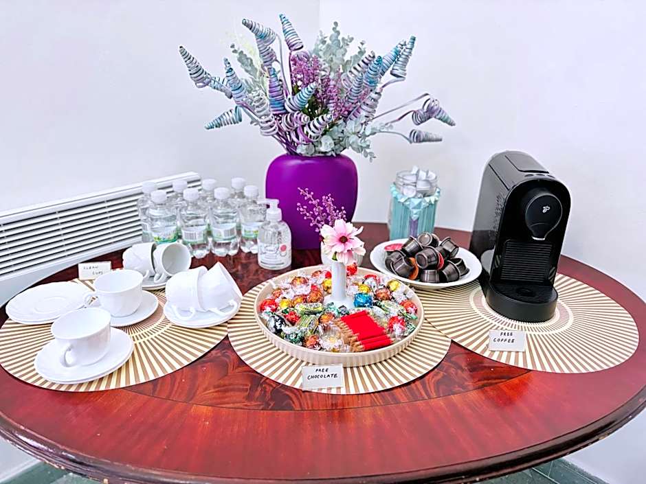 Rabbit's Loft - 2 Bedrooms, Theme Room, Free Parking
