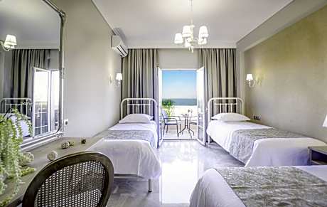Superior Triple Room with Sea View