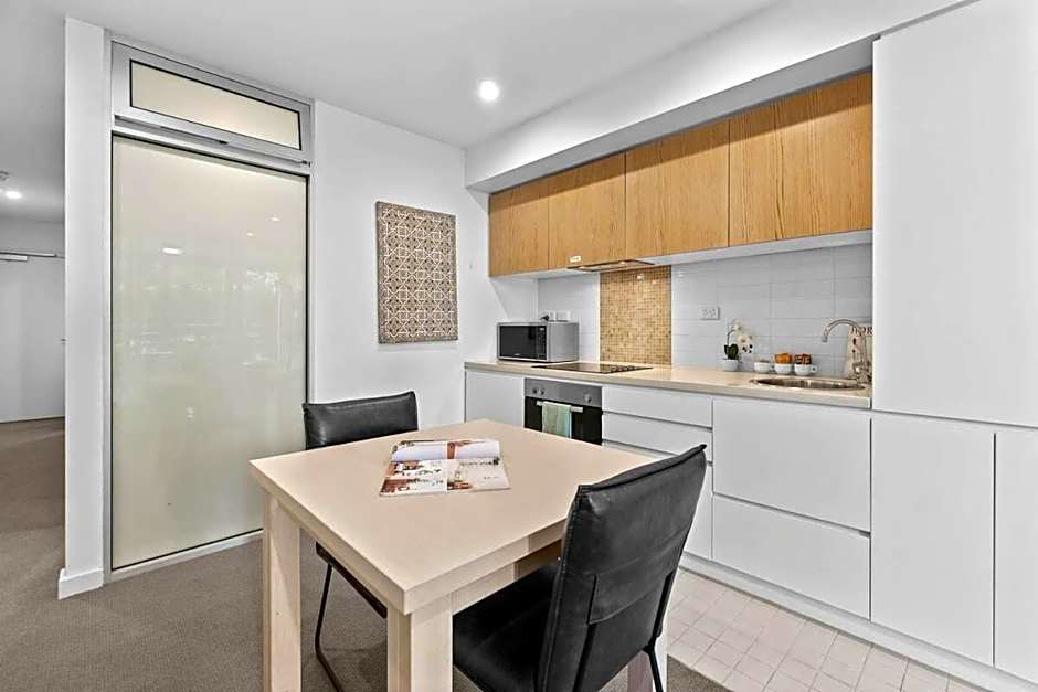 Cozy CBD 1BR Apt - Walkable & Central Spot