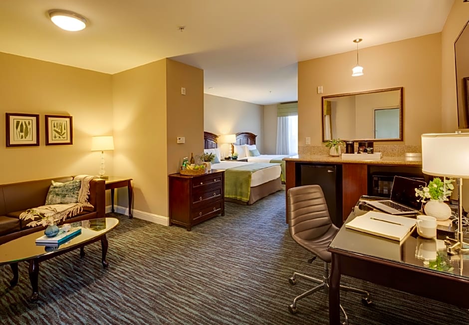 Photo 1 of 5 of Studio 2 Queen Beds Suite