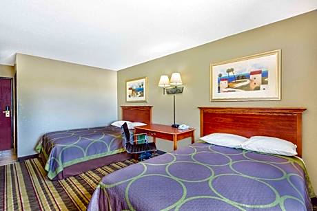 Deluxe Double Room with Two Double Beds - Non-Smoking