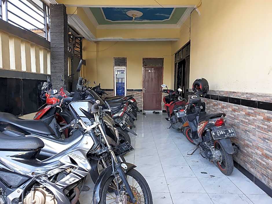 OYO Life 92622 Jatiluhur Kost Syariah