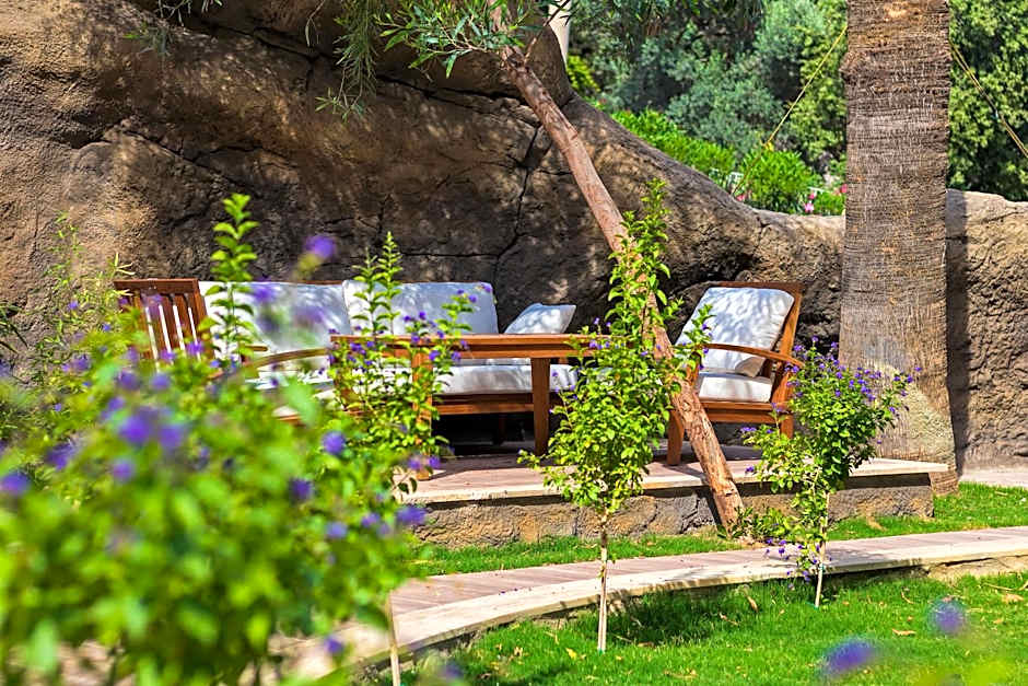 AMOSSİA Elite Boutique Hotel